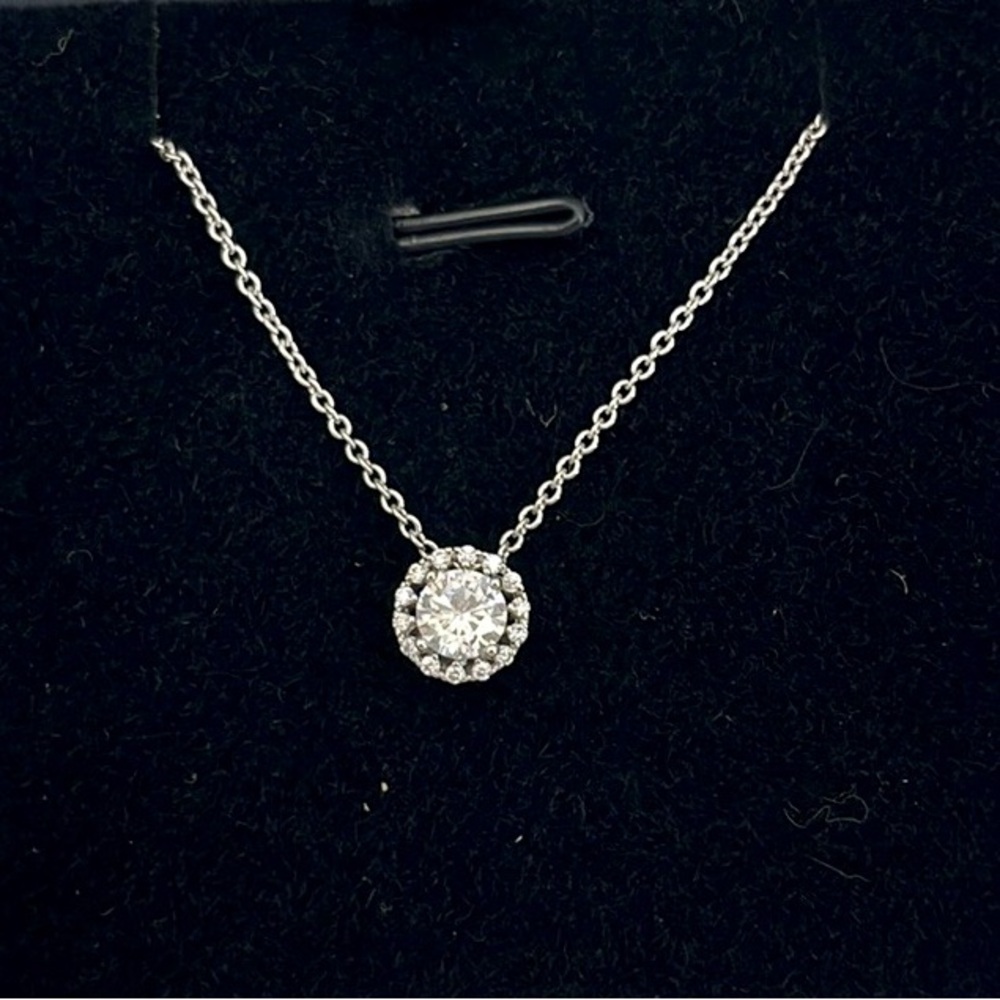 Stella & Dot Silver Tone Pendant Necklace with Simulated Diamonds Pendant